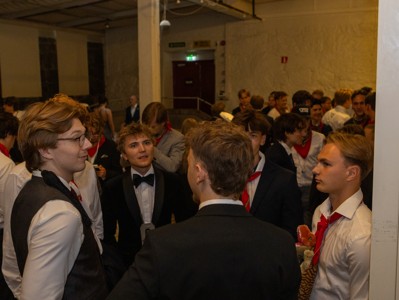 Bild från "Z^4"