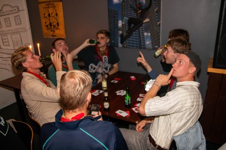 Bild från "Pubrunda LP1"