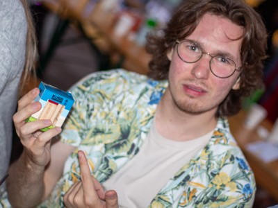 Bild från "DaltonZ Sommarmiddag"