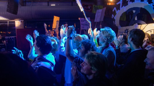 Bild från "ROCKEN"
