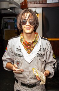 Bild från "Grøtzittning"