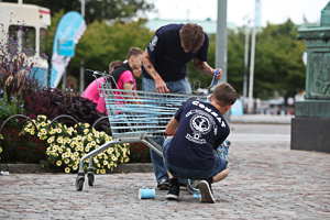 Bild från "Kundvagnsrace"