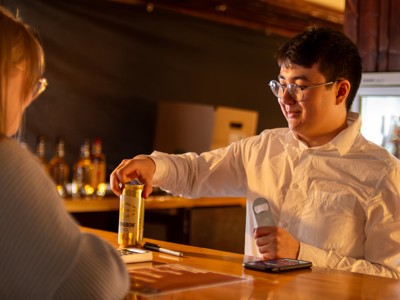 Bild från "Kaffe Konjak Karaoke Pub"