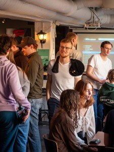 Bild från "Kaffe Konjak Karaoke Pub"