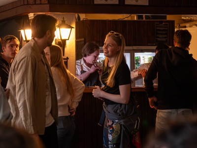 Bild från "Kaffe Konjak Karaoke Pub"