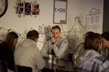 Bild från "Kaffe Konjak Karaoke Pub"