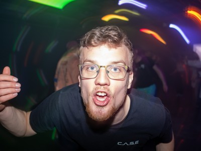 Bild från "TidsrEZan efterzläpp"