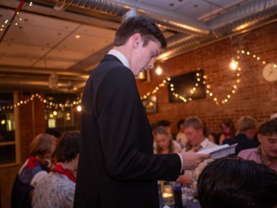 Bild från "Första Zittningen"