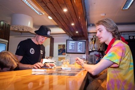 Bild från "Zaloonenöppning"