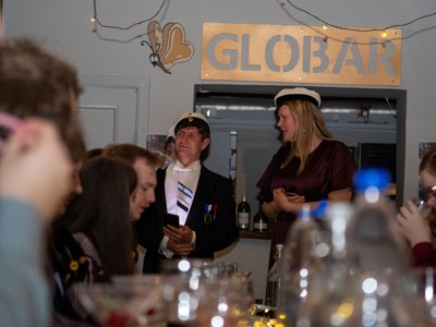 Bild från "Juldrycksprovning med tillbehör"