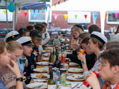 Bild från "DaltonZ Sommarmiddag"