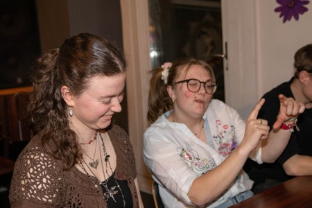 Bild från "Flower-Power Pub"