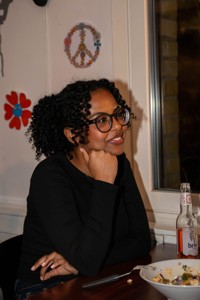 Bild från "Flower-Power Pub"