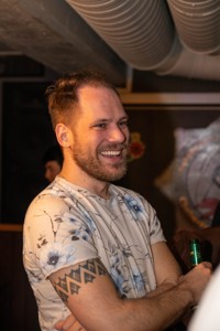 Bild från "Flower-Power Pub"