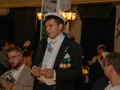 Bild från "Zångbokzittningen"