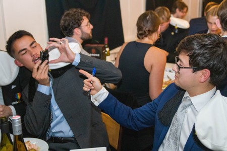 Bild från "Zångbokzzittning"