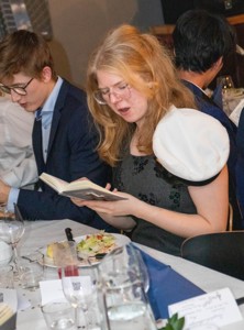 Bild från "Zångbokzzittning"