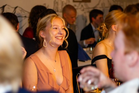 Bild från "Zångbokzzittning"