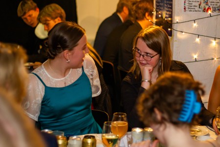 Bild från "Zångbokzzittning"