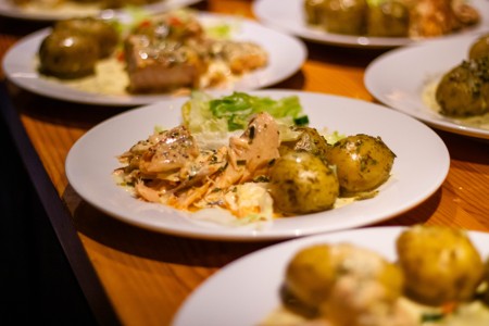 Bild från "Zångbokzzittning"