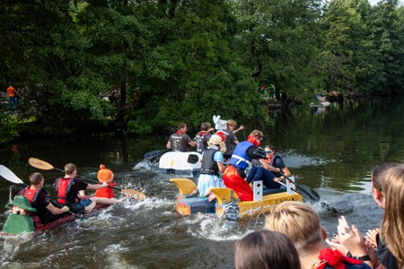 Bild från "Kappseglingen"